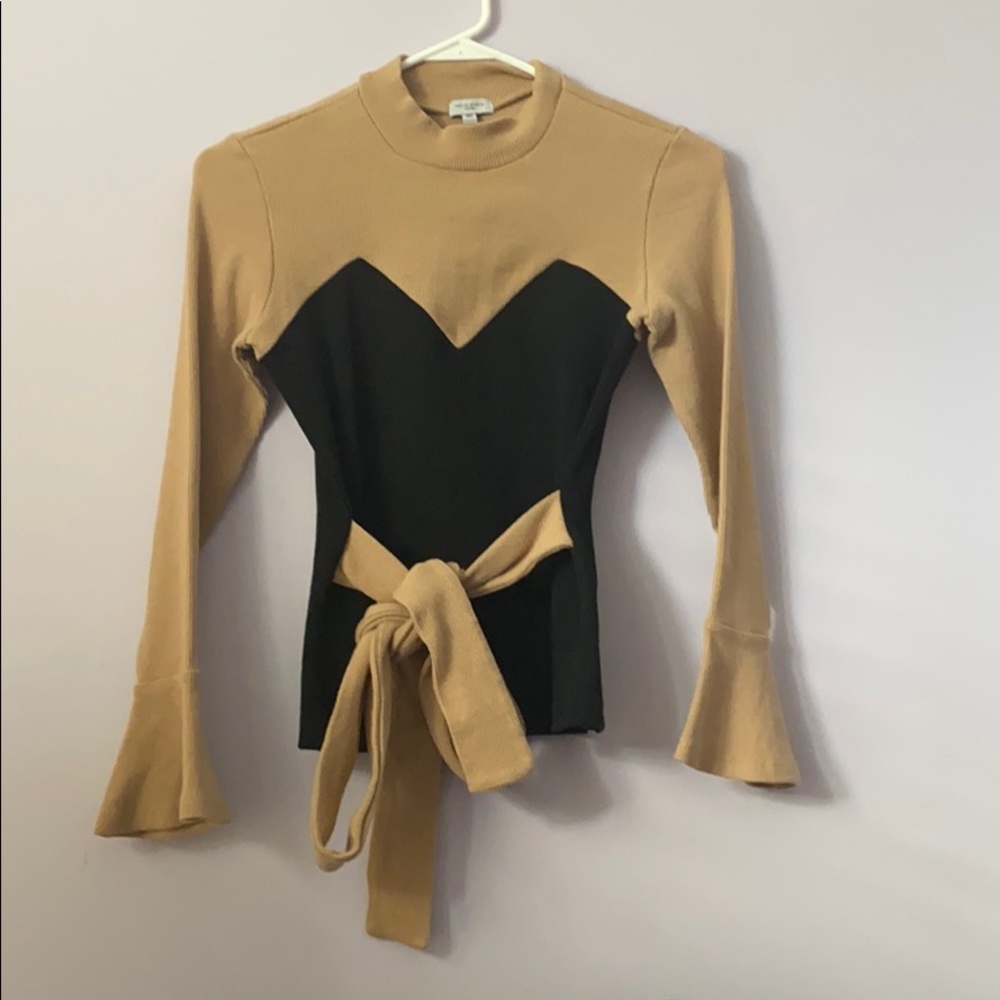 Bustier sweetheart sweater